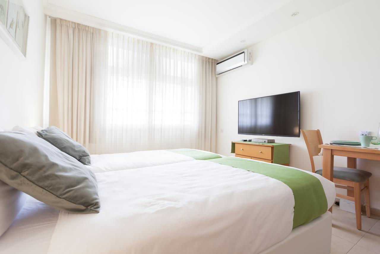 Modern Tlv Lejlighedshotel Tel Aviv Eksteriør billede
