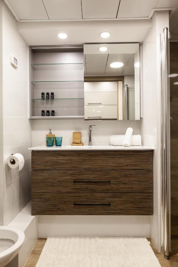 Modern Tlv Lejlighedshotel Tel Aviv Eksteriør billede