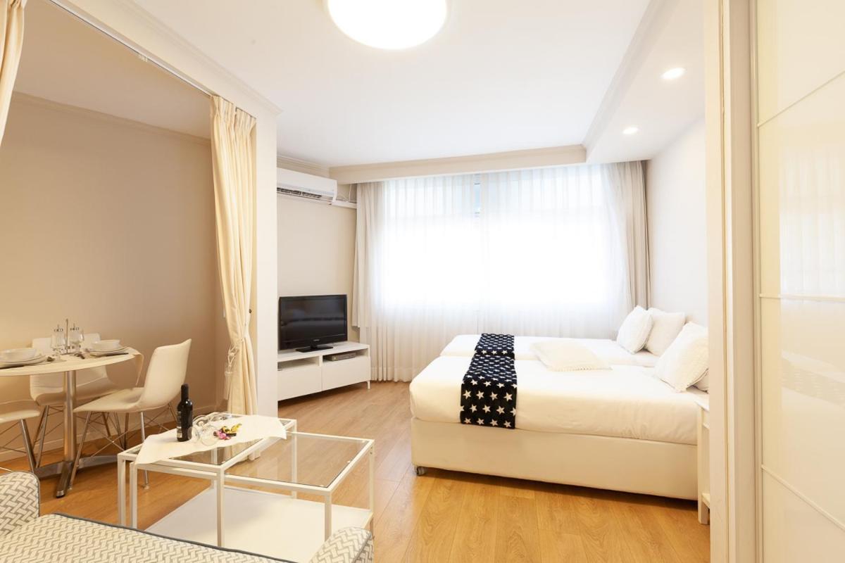 Modern Tlv Lejlighedshotel Tel Aviv Eksteriør billede