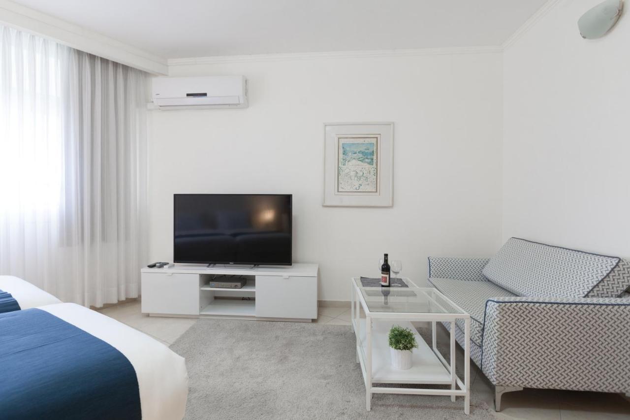 Modern Tlv Lejlighedshotel Tel Aviv Eksteriør billede